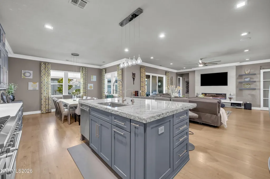 2282 Butte Creek Sparks NV 89436