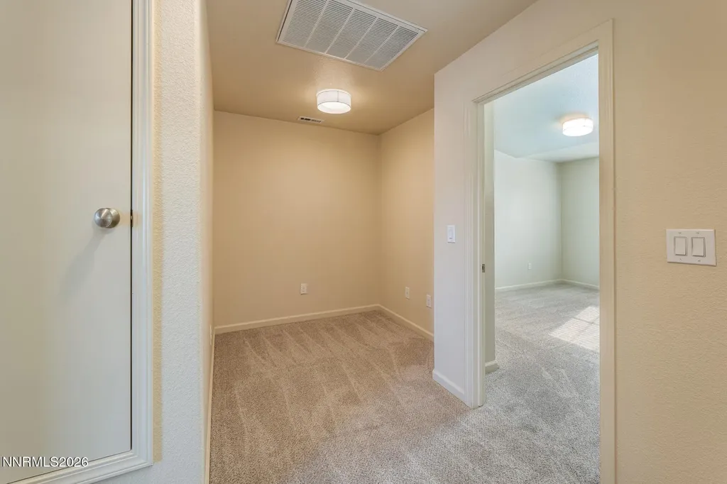 5790 Vista Serena Sparks NV 89436