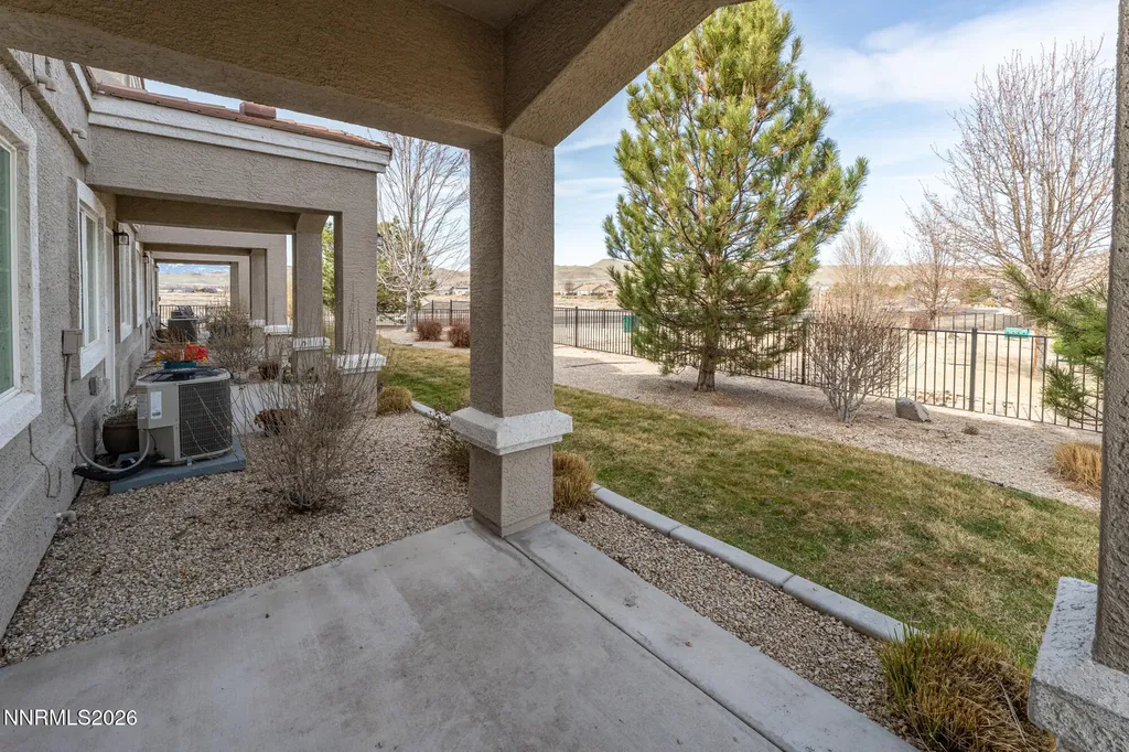 5790 Vista Serena Sparks NV 89436
