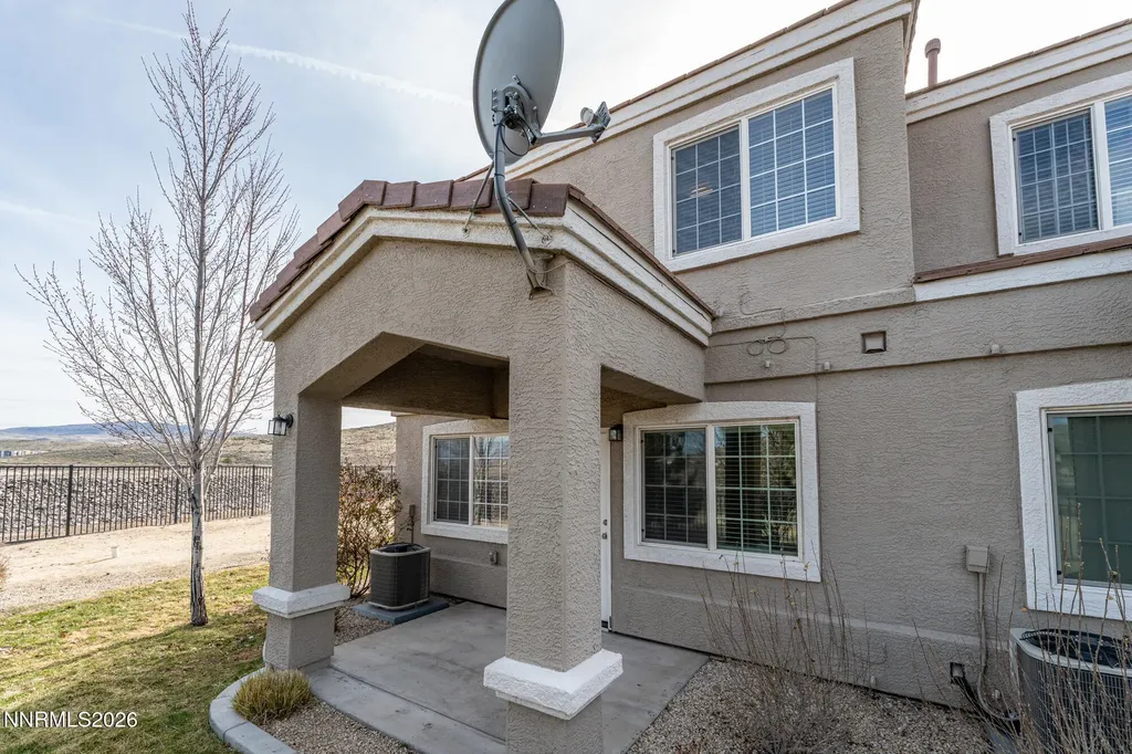 5790 Vista Serena Sparks NV 89436