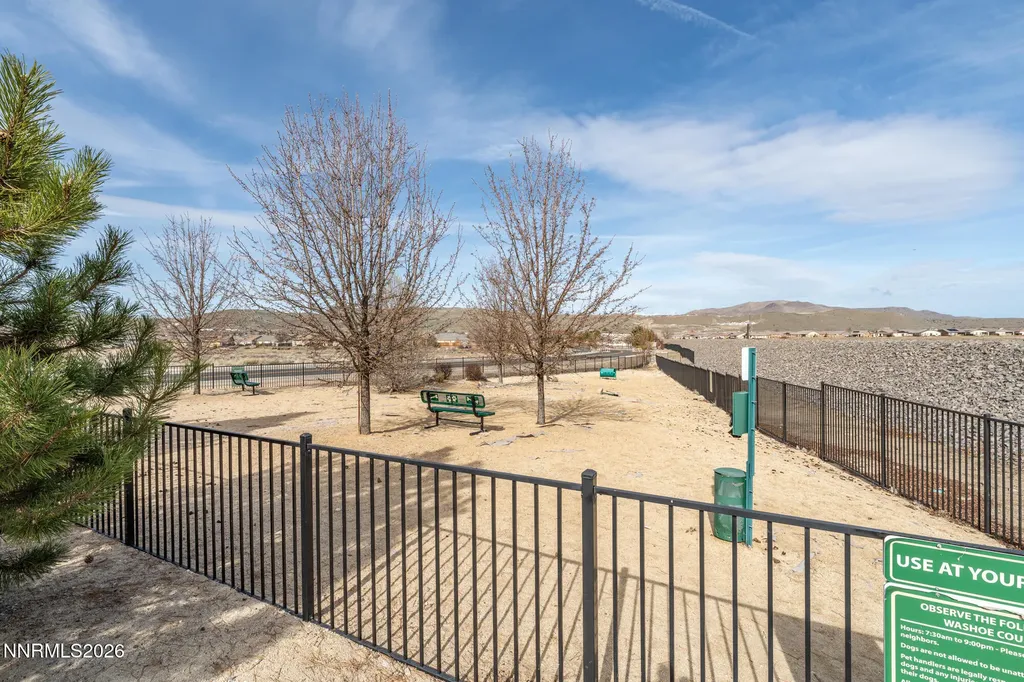 5790 Vista Serena Sparks NV 89436