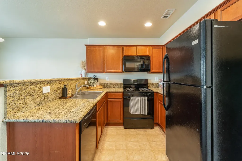5790 Vista Serena Sparks NV 89436