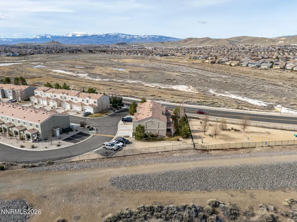 5790 Vista Serena Sparks NV 89436