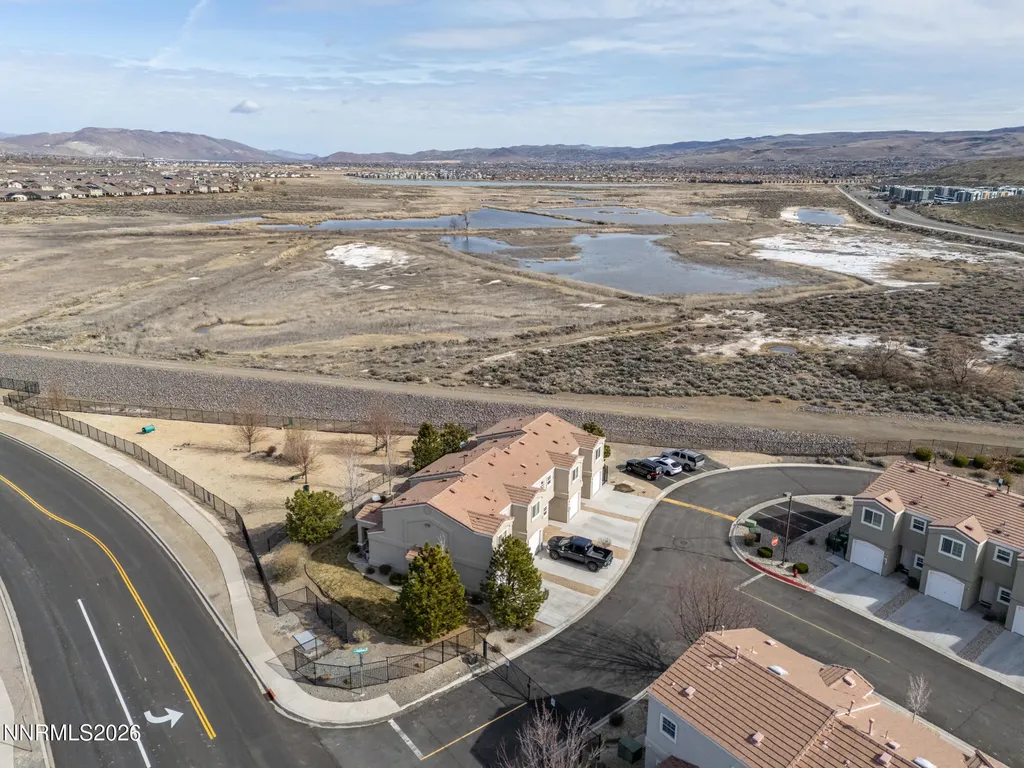 5790 Vista Serena Sparks NV 89436