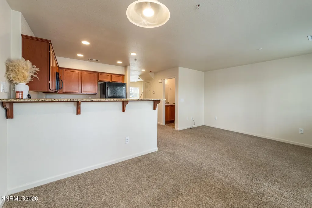 5790 Vista Serena Sparks NV 89436