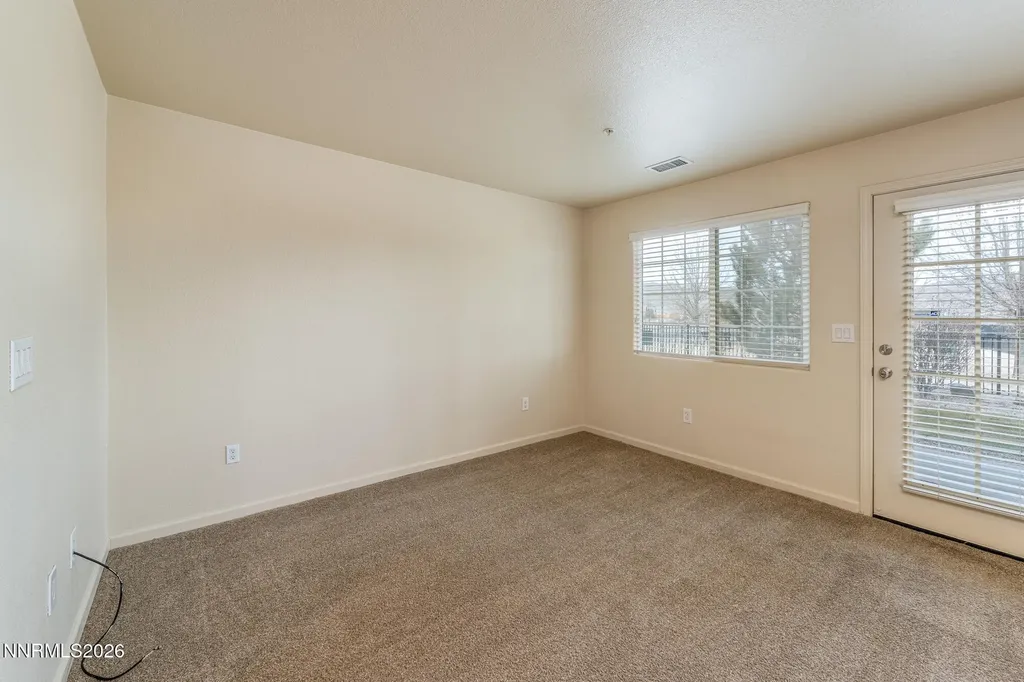 5790 Vista Serena Sparks NV 89436