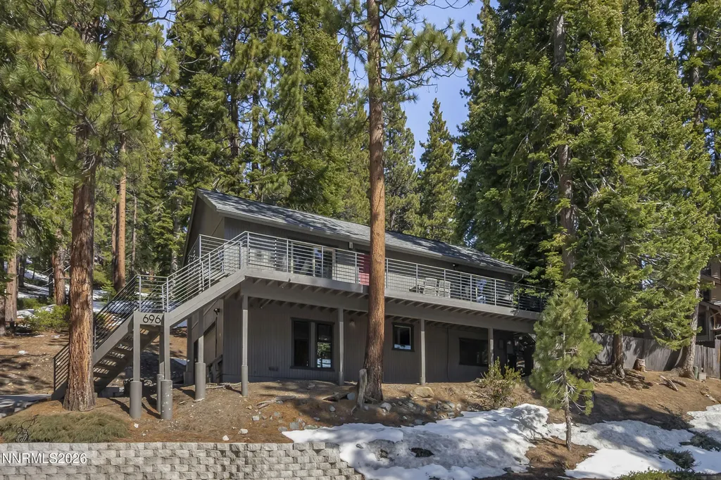 696 Bidwell Incline Village NV 89451
