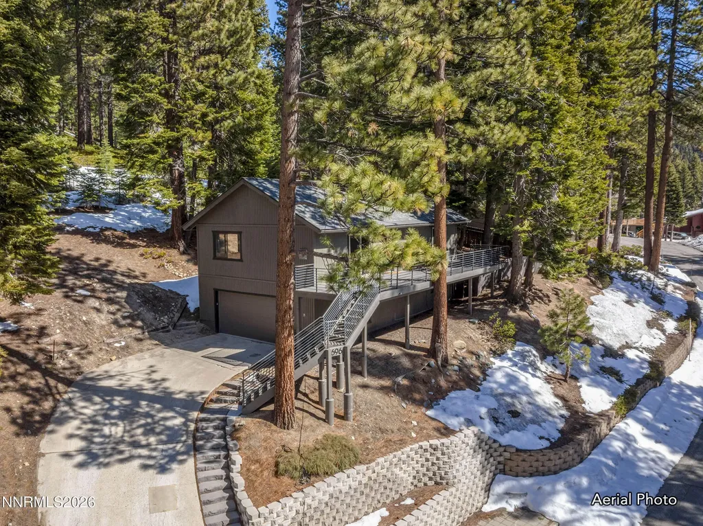 696 Bidwell Incline Village NV 89451