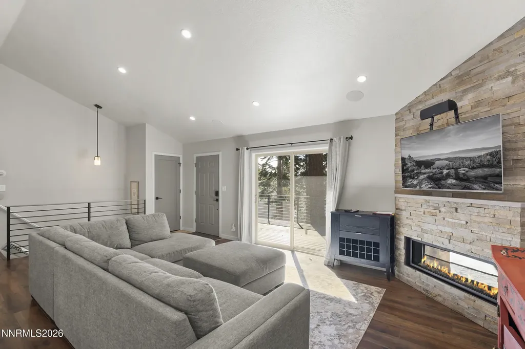 696 Bidwell Incline Village NV 89451