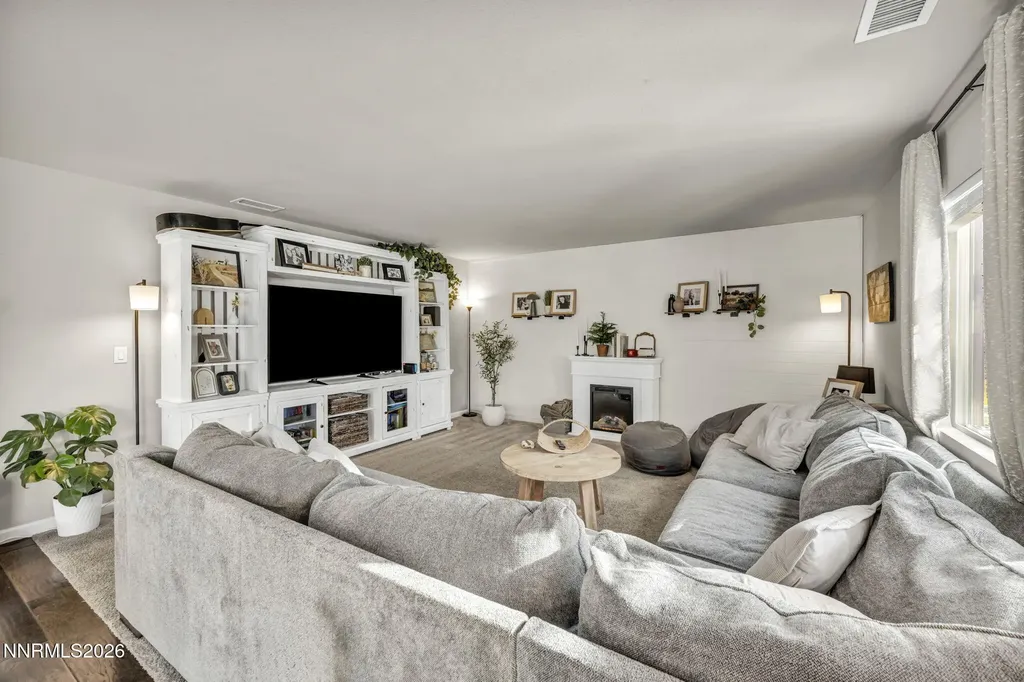 8854 Finnsech Reno NV 89506