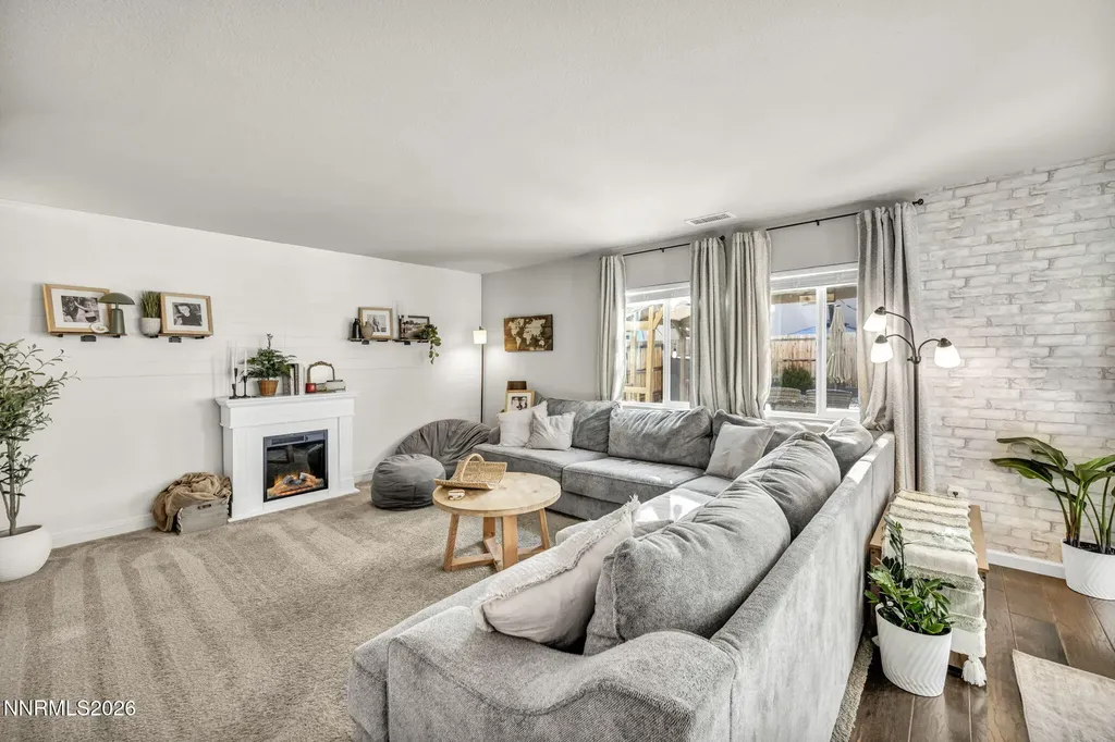 8854 Finnsech Reno NV 89506