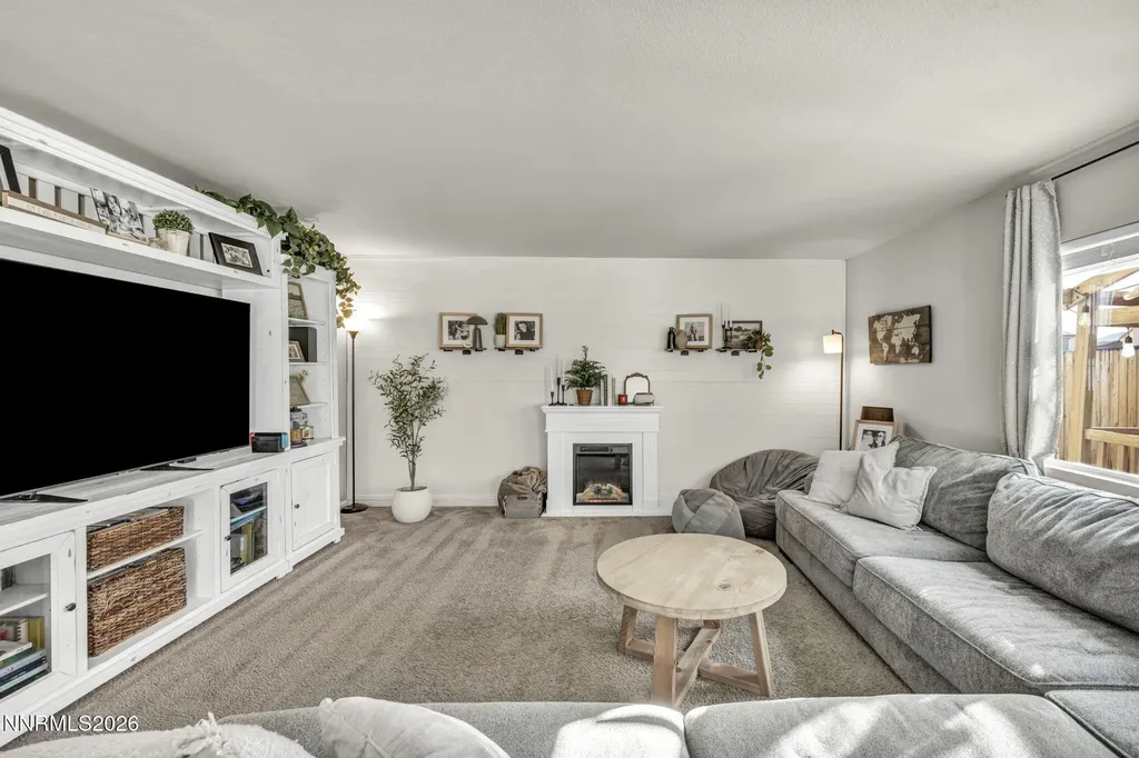 8854 Finnsech Reno NV 89506