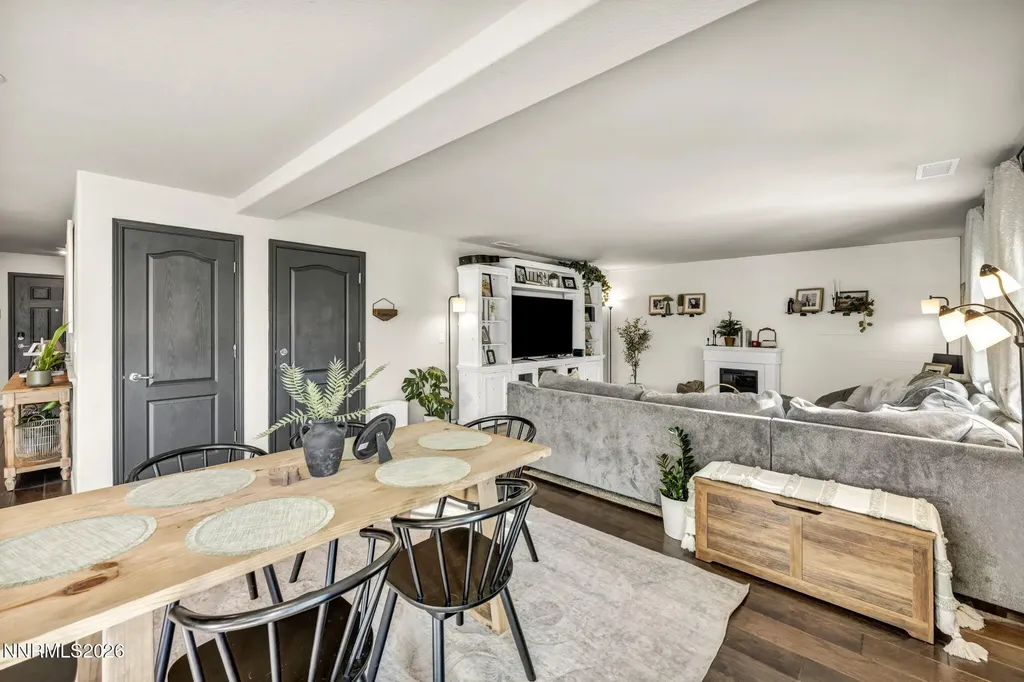 8854 Finnsech Reno NV 89506