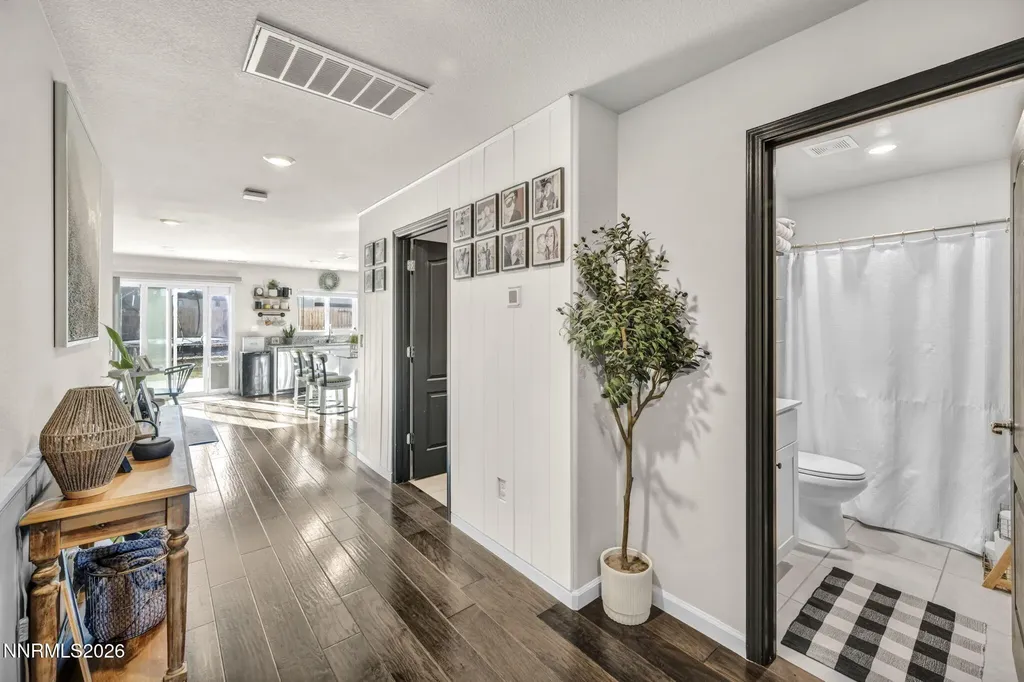 8854 Finnsech Reno NV 89506