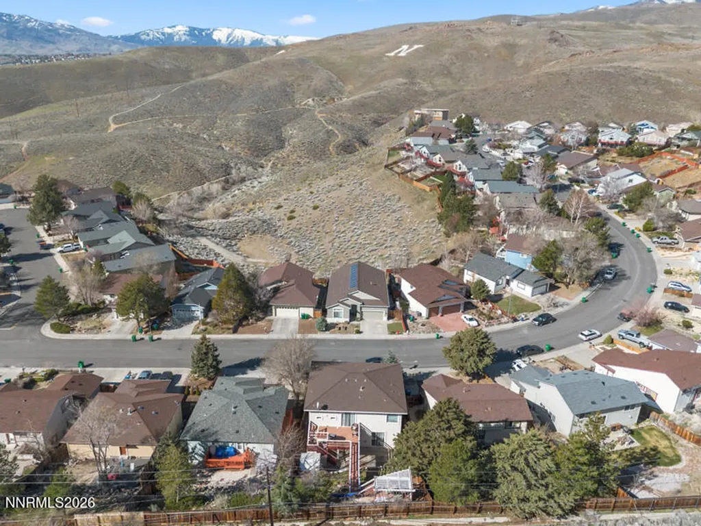 561 Tarn Reno NV 89503