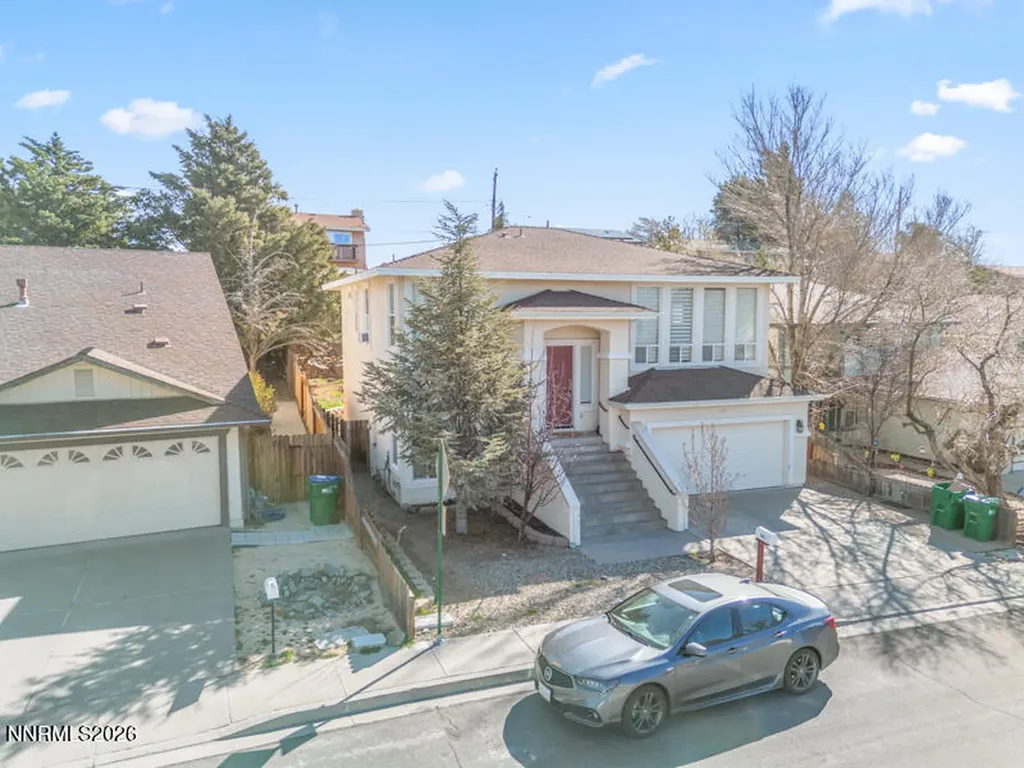 561 Tarn Reno NV 89503