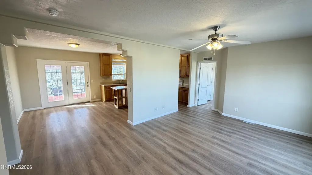 2335 Jacobsen Gardnerville NV 89410