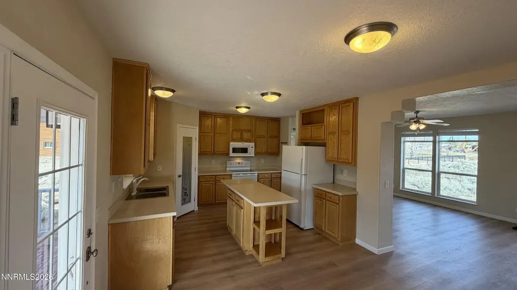 2335 Jacobsen Gardnerville NV 89410