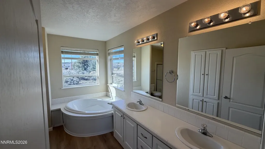 2335 Jacobsen Gardnerville NV 89410