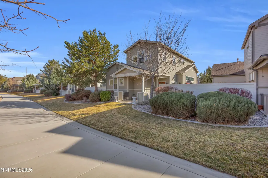1180 Fairway Vista Sparks NV 89436