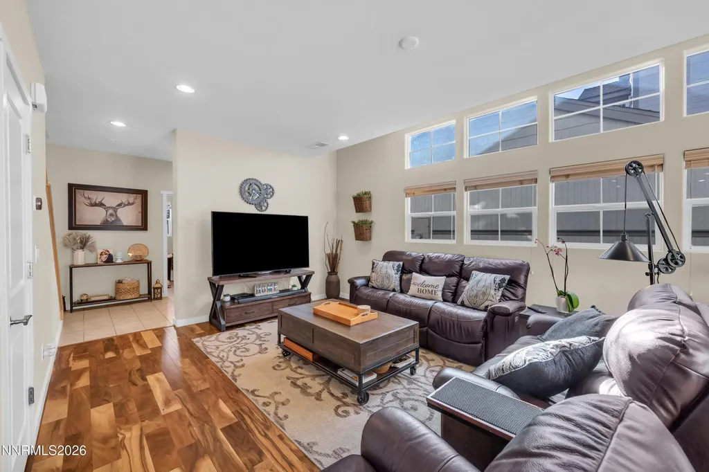 1180 Fairway Vista Sparks NV 89436
