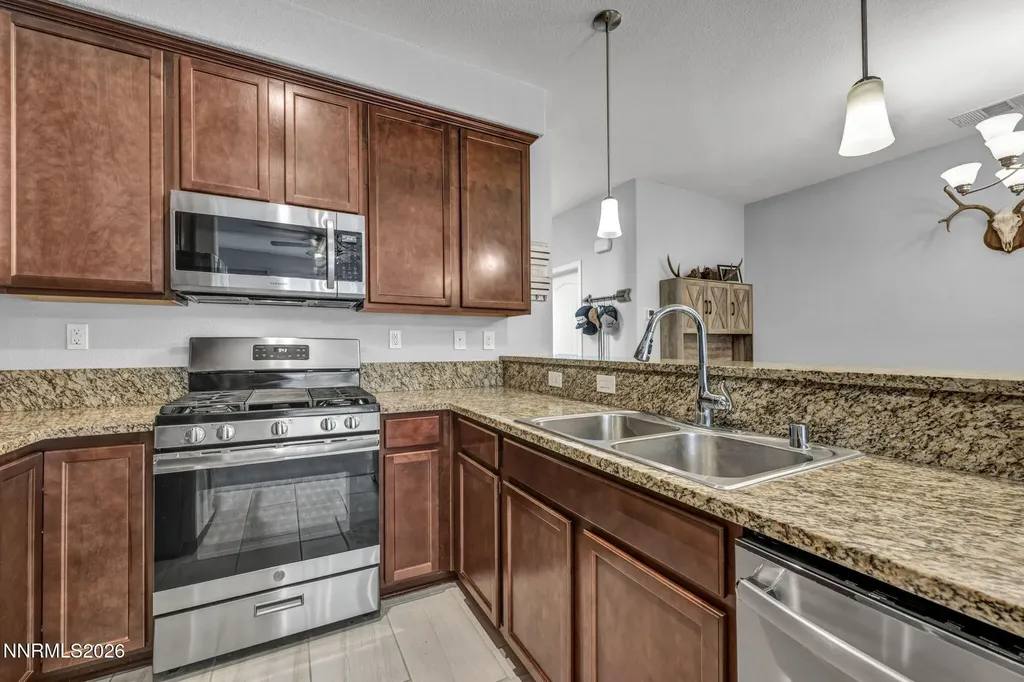 974 End Carson City NV 89701