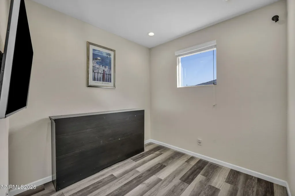 974 End Carson City NV 89701
