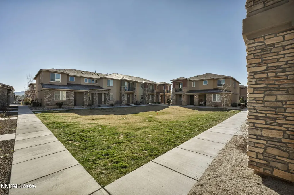 974 End Carson City NV 89701