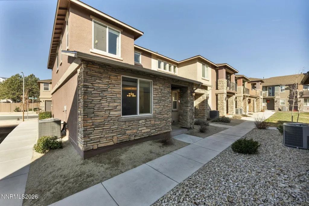 974 End Carson City NV 89701