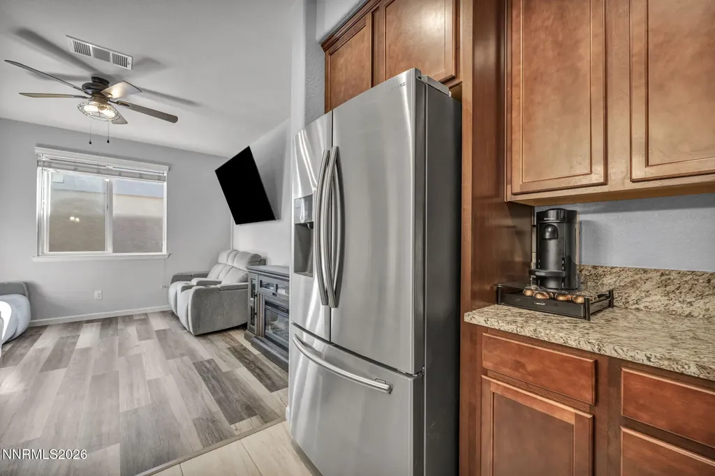 974 End Carson City NV 89701