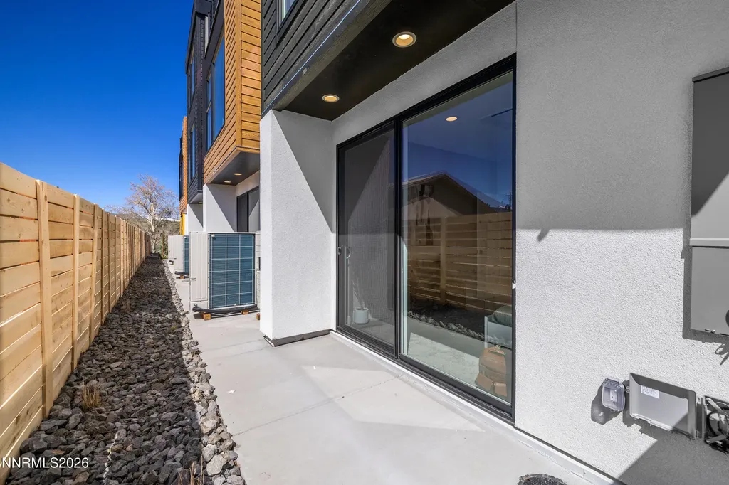 3812 Lakeside Reno NV 89509
