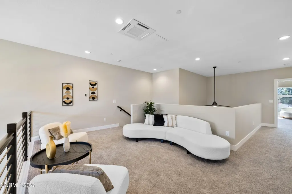 3812 Lakeside Reno NV 89509