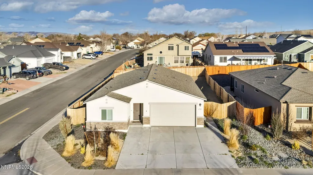 1664 Picetti Way Fernley NV 89408