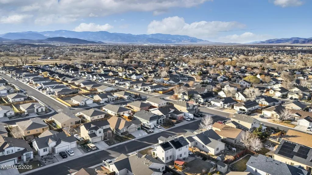 1664 Picetti Way Fernley NV 89408
