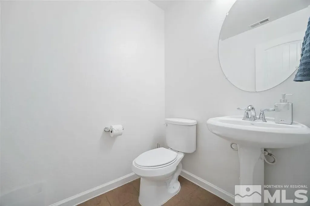 2490 Eastshore Reno NV 89509