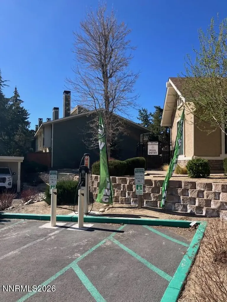 3012 Eastshore Reno NV 89509