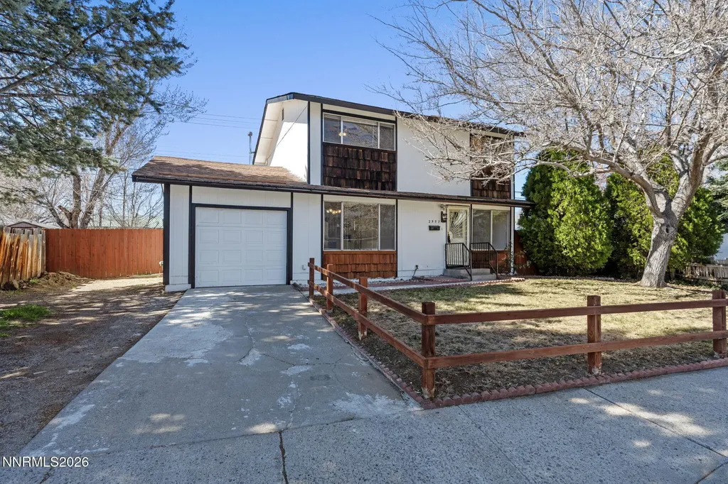 2557 Janelle Sparks NV 89431