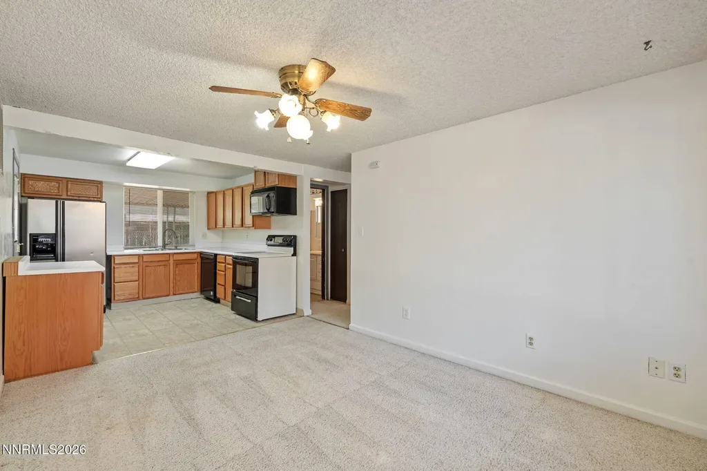 2557 Janelle Sparks NV 89431