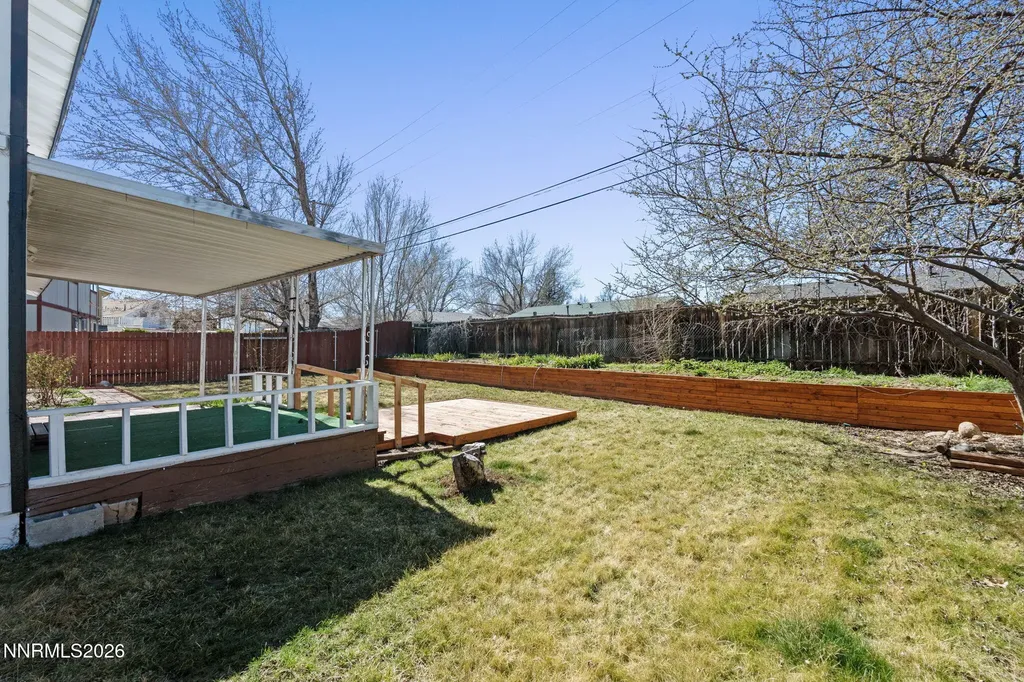 2557 Janelle Sparks NV 89431