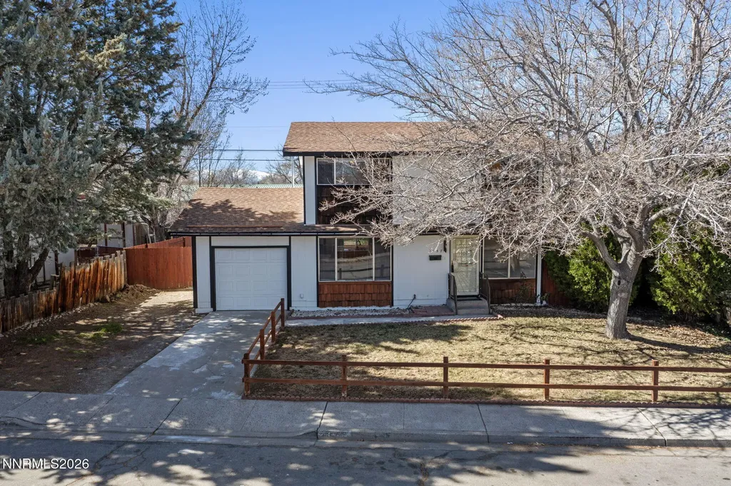 2557 Janelle Sparks NV 89431