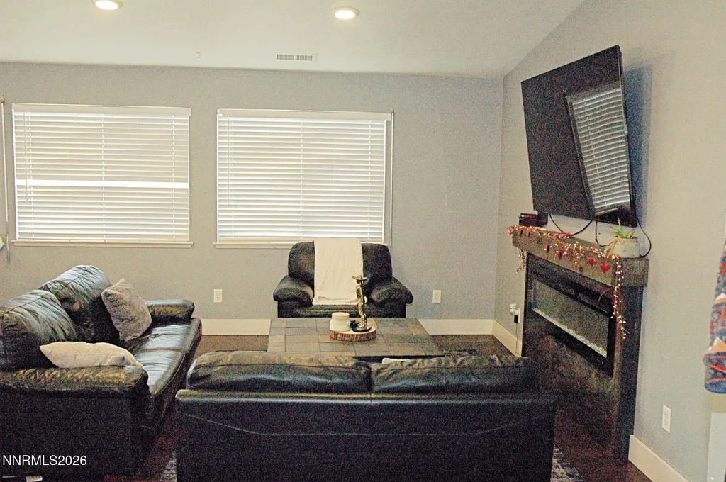1341 Wales Gardnerville NV 89410