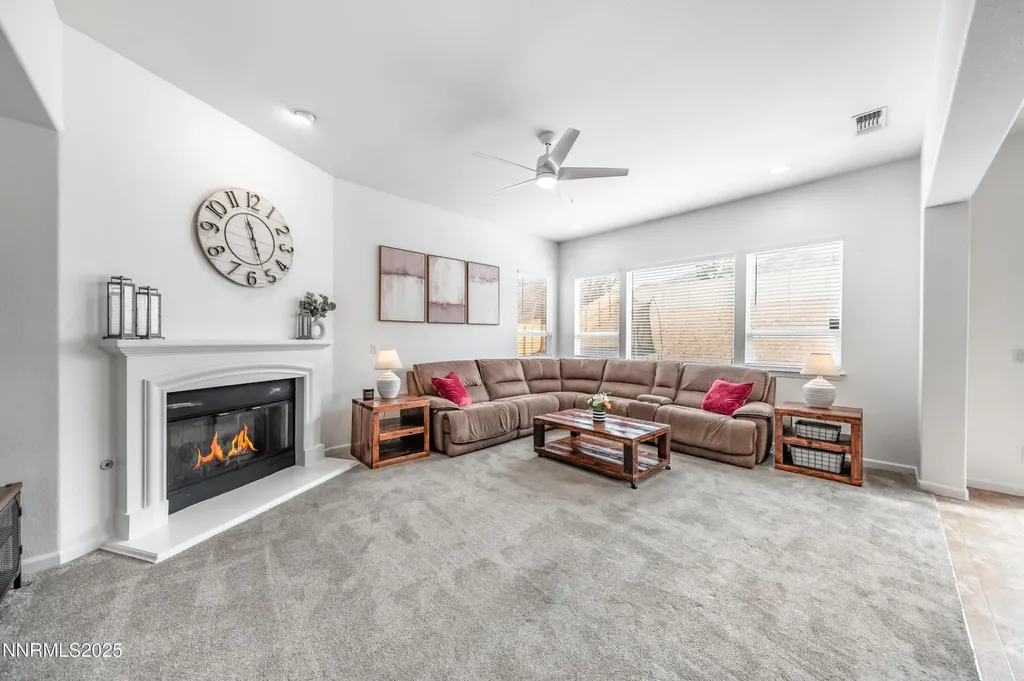 10700 Summer Glen Reno NV 89521