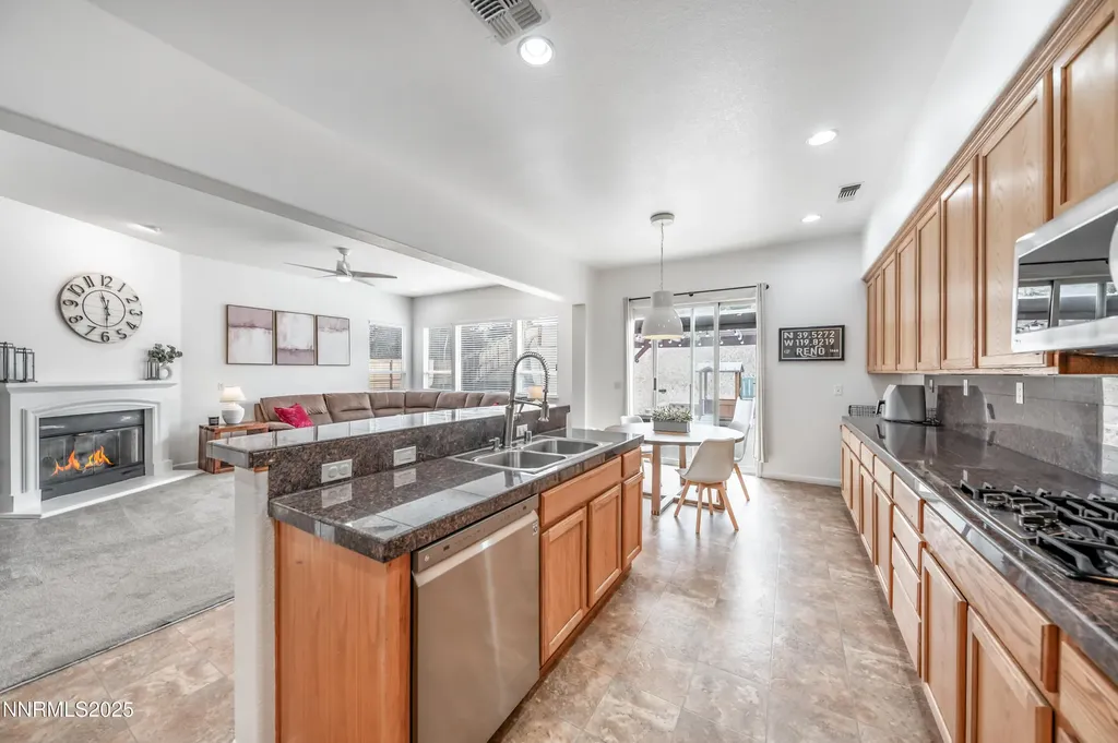 10700 Summer Glen Reno NV 89521