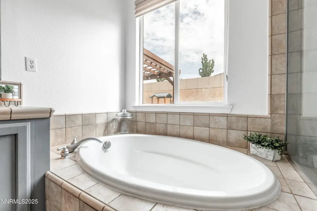 10700 Summer Glen Reno NV 89521