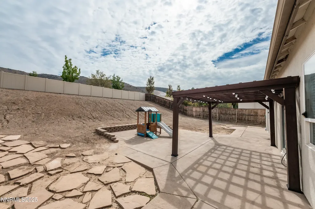 10700 Summer Glen Reno NV 89521