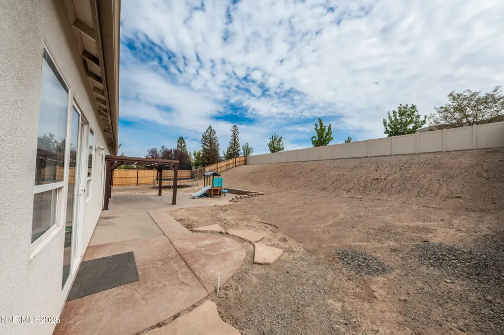 10700 Summer Glen Reno NV 89521