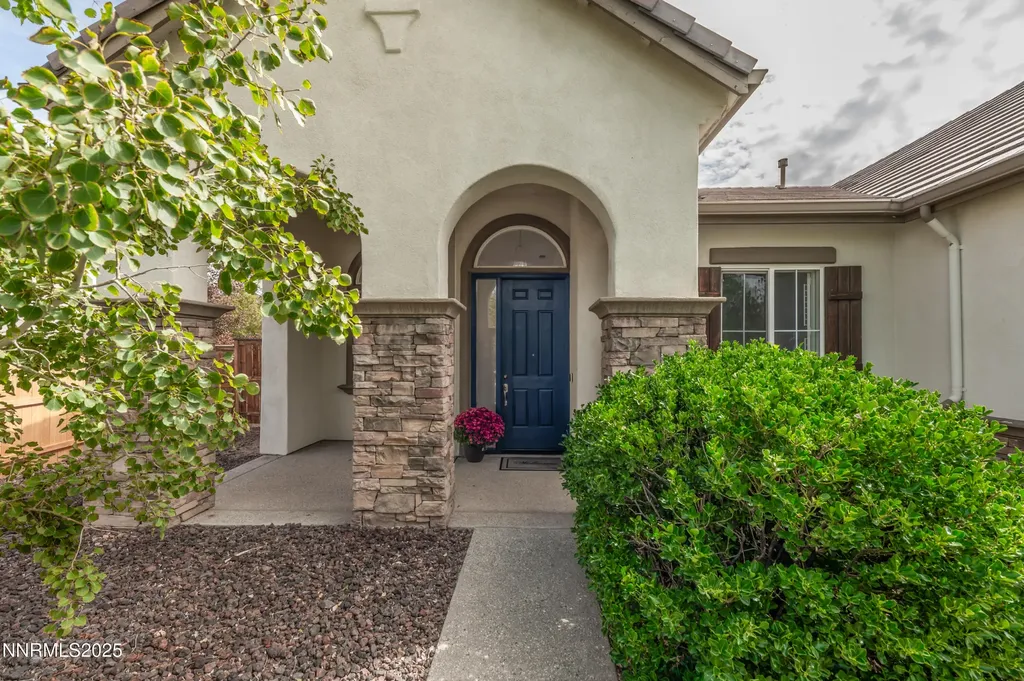 10700 Summer Glen Reno NV 89521