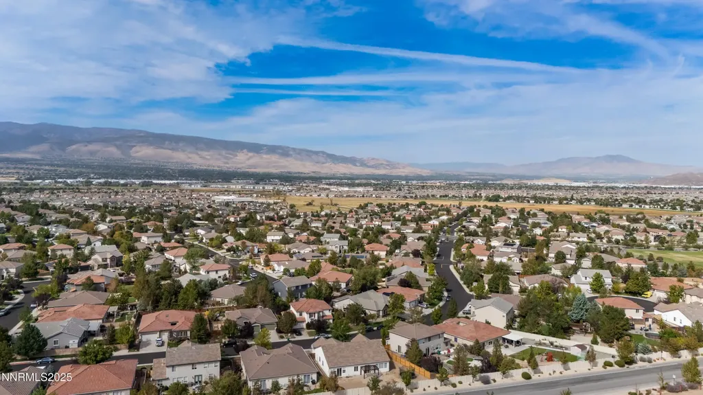 10700 Summer Glen Reno NV 89521