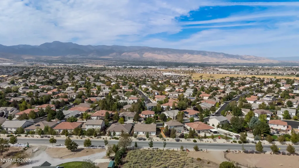 10700 Summer Glen Reno NV 89521