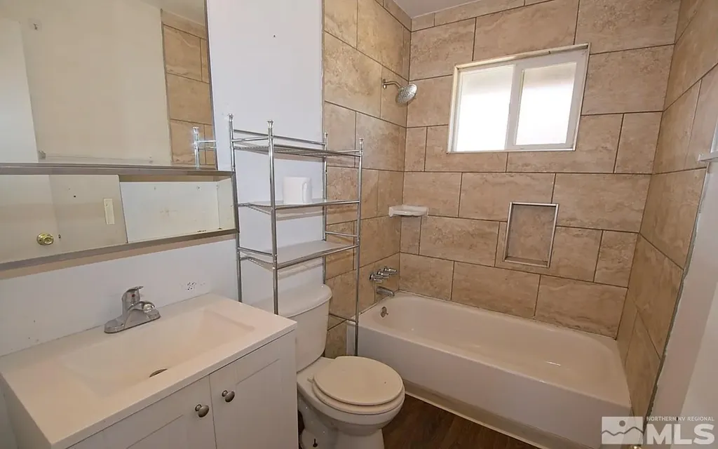 1033 Parkview Reno NV 89502